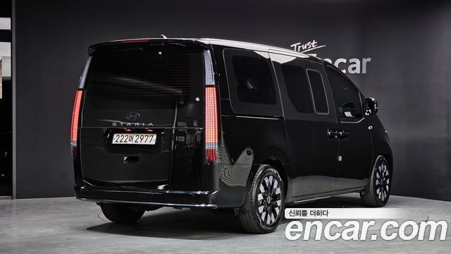 Hyundai Staria из Кореи Encar