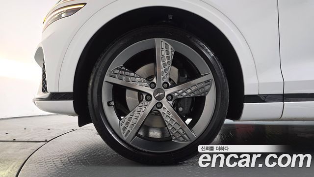 Genesis GV70 из Кореи Encar