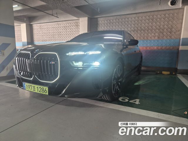 BMW i7 из Кореи Encar
