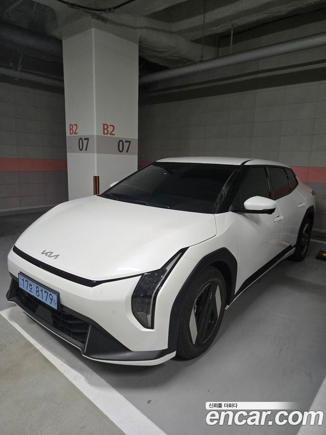 Kia EV4 из Кореи Encar