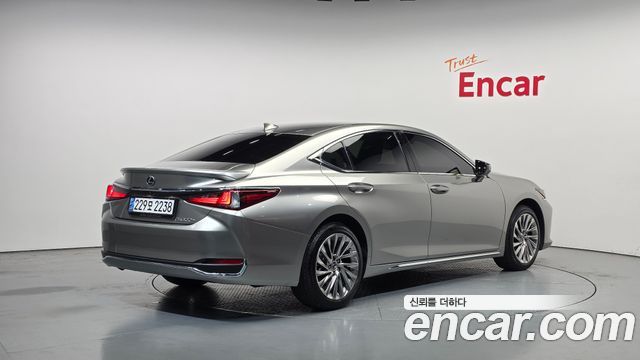 Lexus ES из Кореи Encar