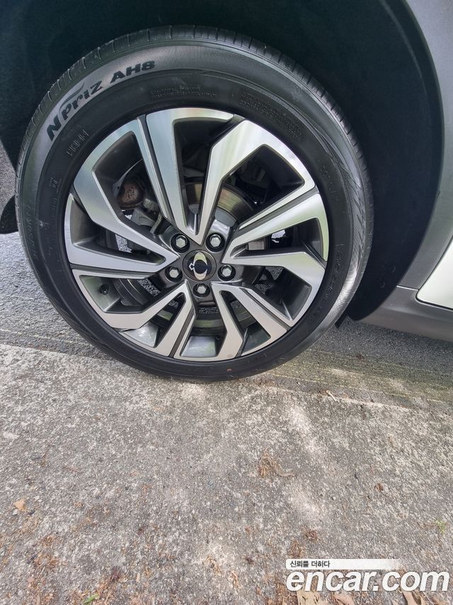 Ssangyong TIBOLI из Кореи Encar