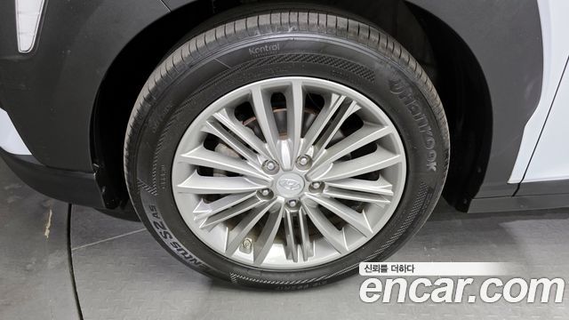 Hyundai Kona из Кореи Encar