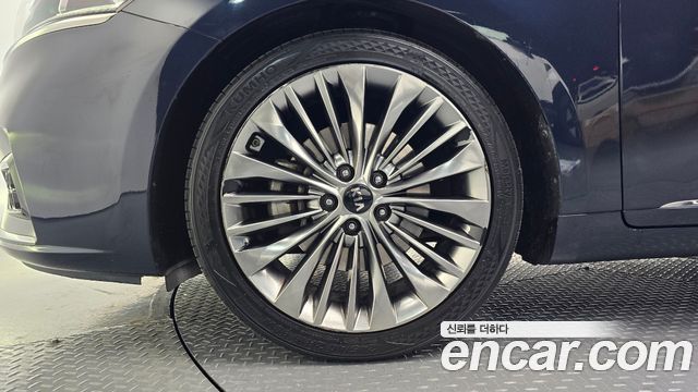 Kia K7 из Кореи Encar