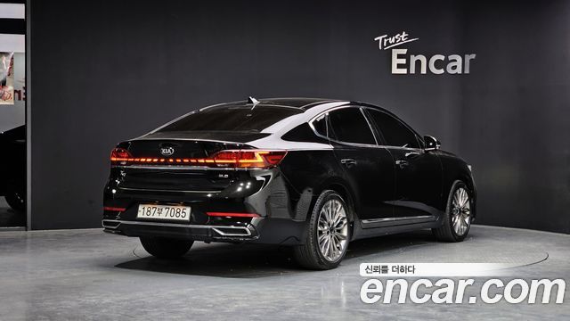 Kia K7 из Кореи Encar