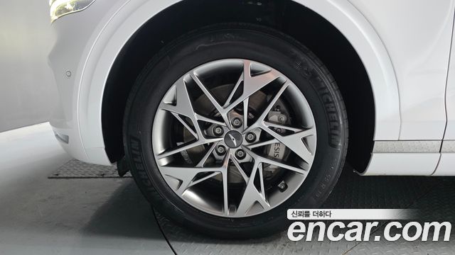 Genesis GV70 из Кореи Encar