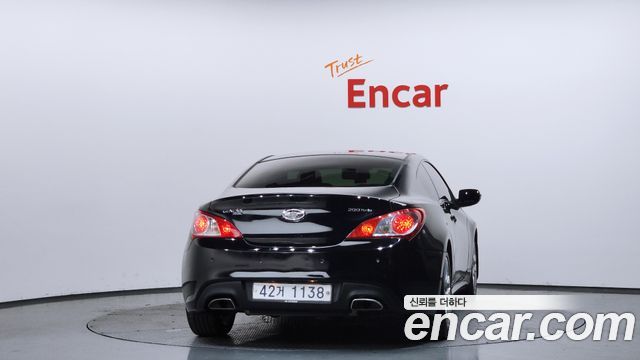 Hyundai Genesis из Кореи Encar