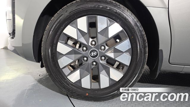 Hyundai Staria из Кореи Encar