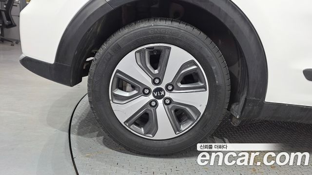 Kia Niro из Кореи Encar