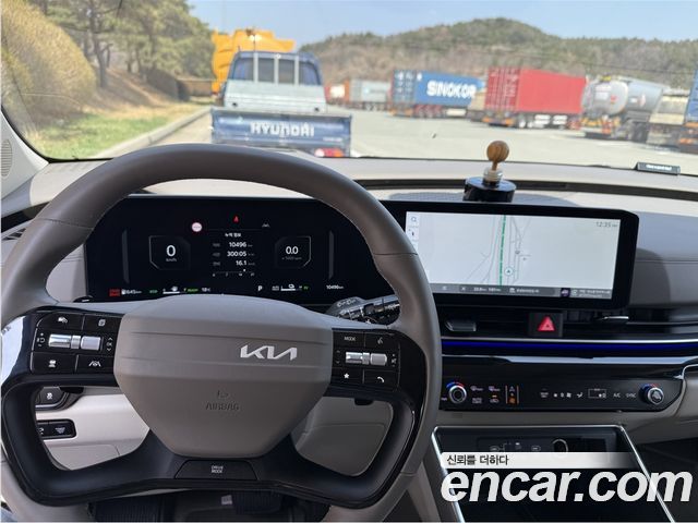 Kia Carnival HEV 7-Seater X Line — пробег 13 500 км — фото 5 из 5