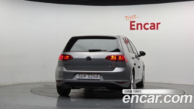 Volkswagen Golf из Кореи Encar