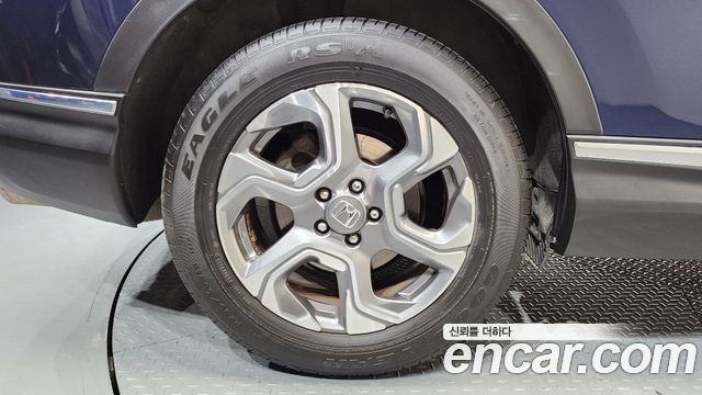 Honda CR-V 1.5 EX-L 2WD — пробег 123 727 км