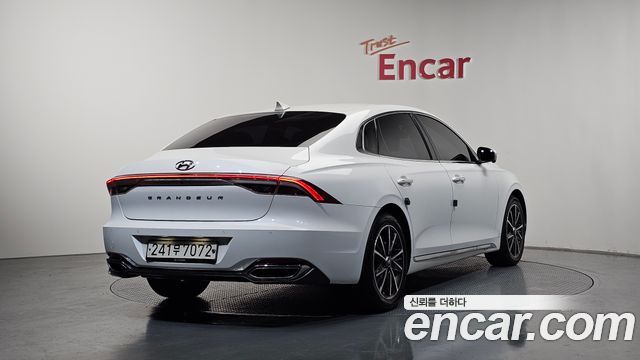 Hyundai Grandeur из Кореи Encar