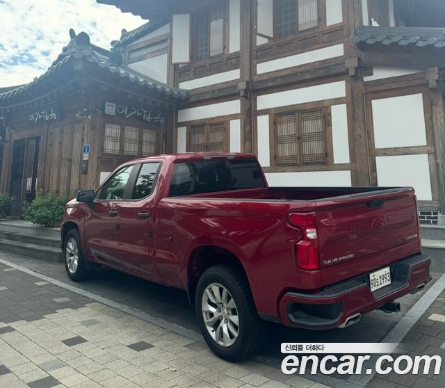 Chevrolet Silverado 5.3 — пробег 17 860 км