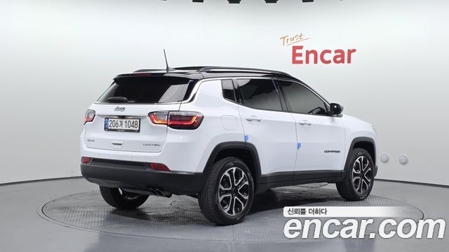 Jeep Compass из Кореи Encar
