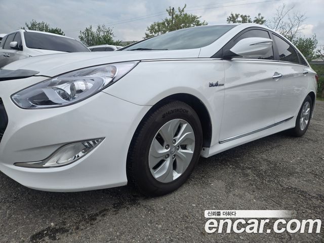 Hyundai Sonata 2.0 Smart — пробег 98 600 км — фото 2 из 5