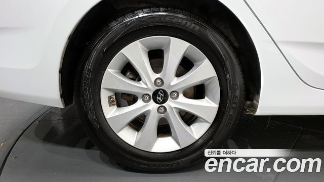 Hyundai Accent из Кореи Encar