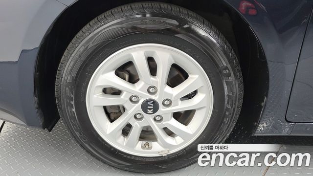 Kia K3 из Кореи Encar