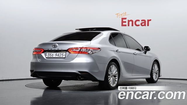 Toyota Camry 2.5 — пробег 104 592 км