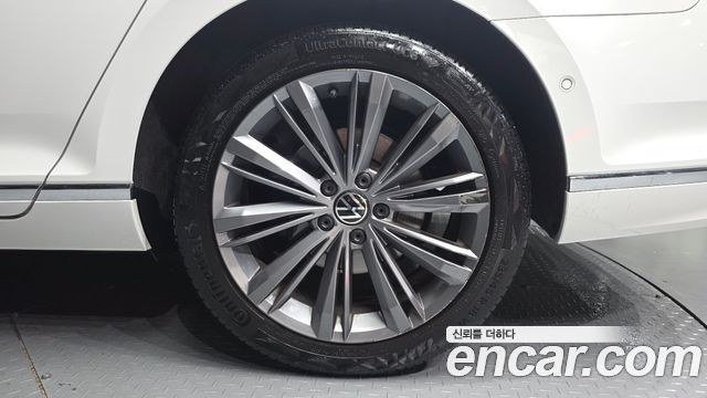 Volkswagen Passat из Кореи Encar