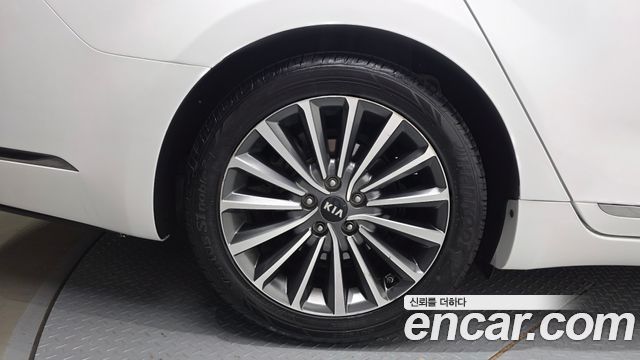 Kia K7 из Кореи Encar
