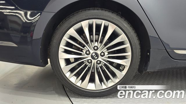 Kia K7 из Кореи Encar