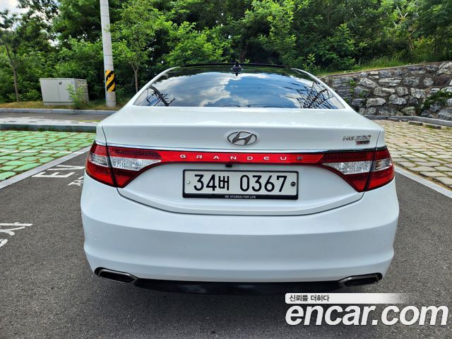 Hyundai Grandeur из Кореи Encar