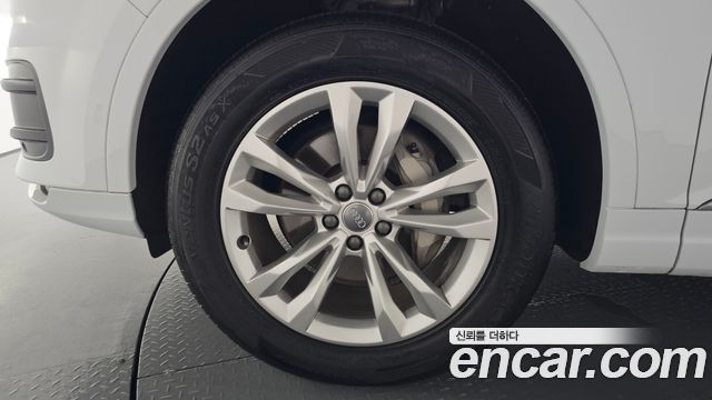 Audi Q7 из Кореи Encar