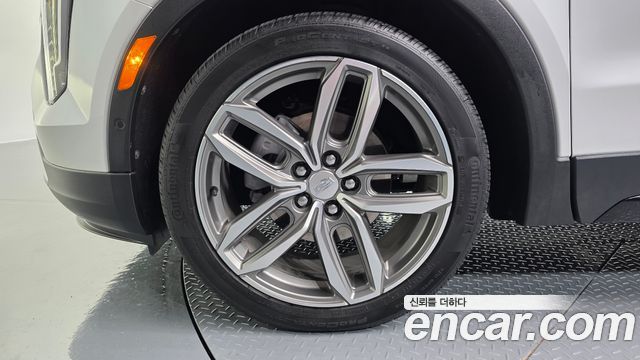Cadillac XT4 из Кореи Encar