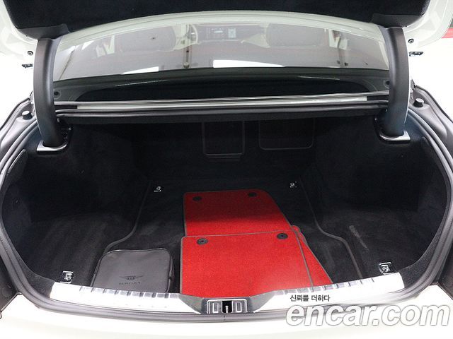 Bentley Flying Spur из Кореи Encar