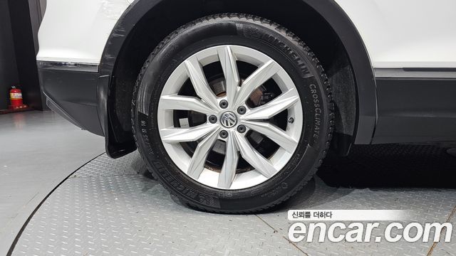Volkswagen Tiguan из Кореи Encar