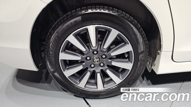 Toyota Sienna из Кореи Encar