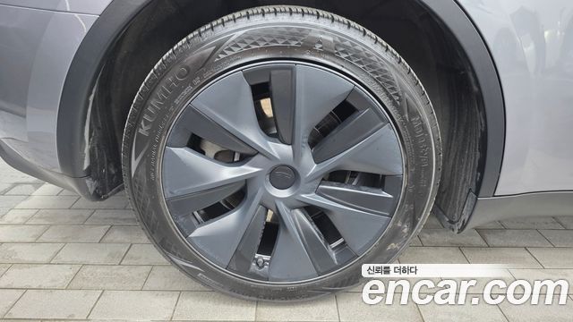 Tesla Model Y Long Range AWD — пробег 45 367 км — фото 5 из 5