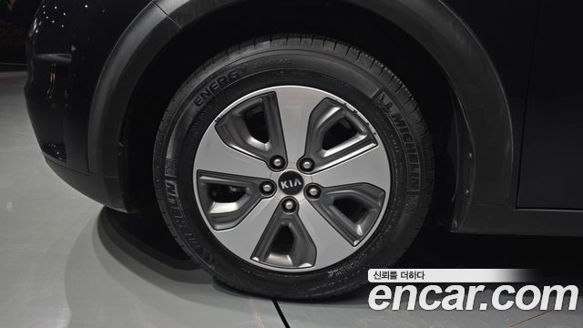 Kia Niro из Кореи Encar