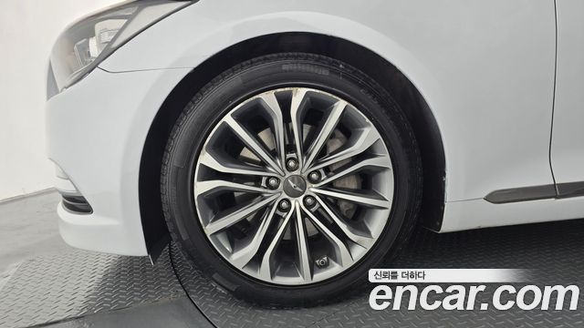 Hyundai Genesis из Кореи Encar