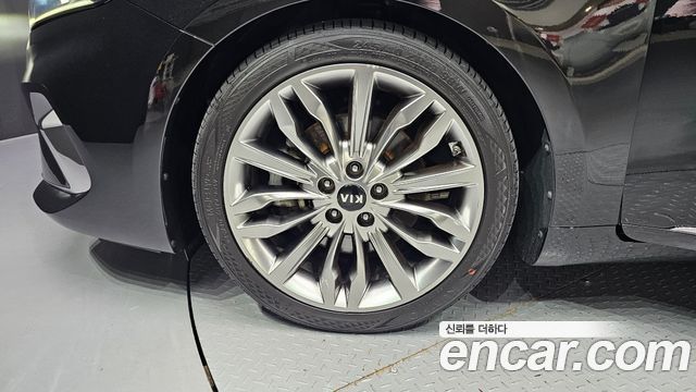 Kia K7 из Кореи Encar