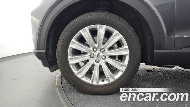 Ford Explorer 2.3 LimIted 4WD — пробег 105 849 км — фото 5 из 5