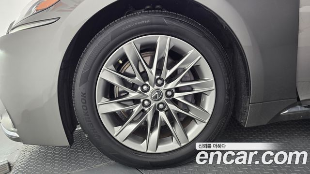 Lexus LS из Кореи Encar