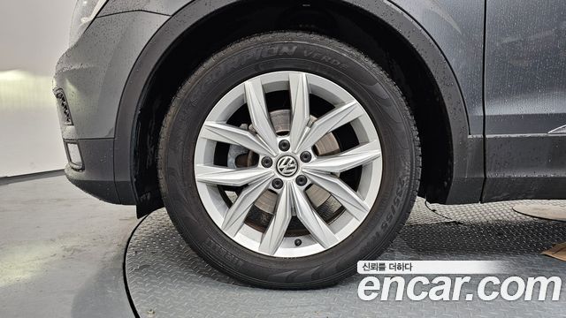 Volkswagen Tiguan из Кореи Encar