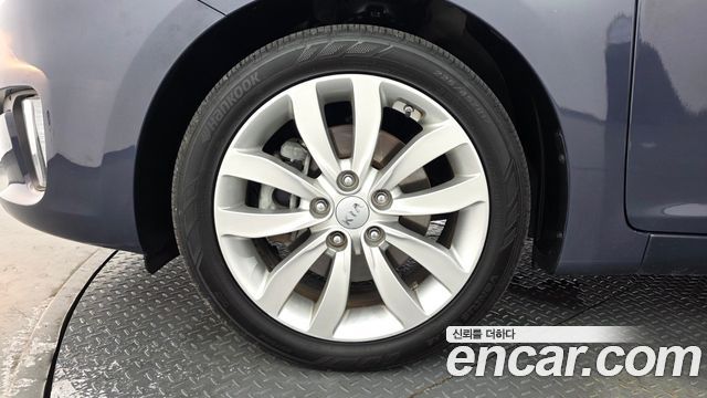 Kia Carens из Кореи Encar