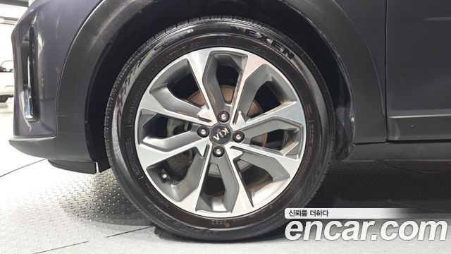 Kia Stonic из Кореи Encar