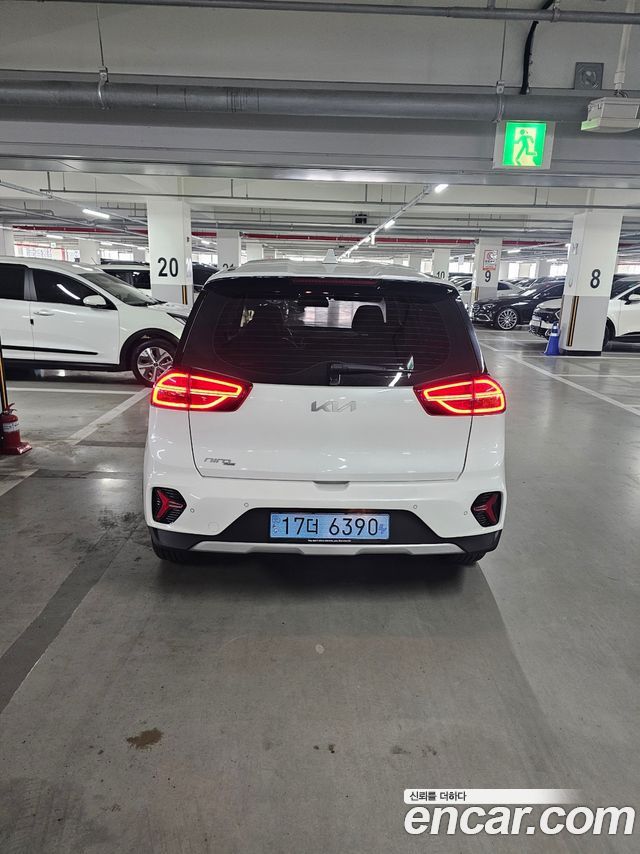 Kia Niro Earth — пробег 159 114 км — фото 4 из 5