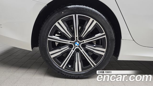 BMW 3-Series из Кореи Encar