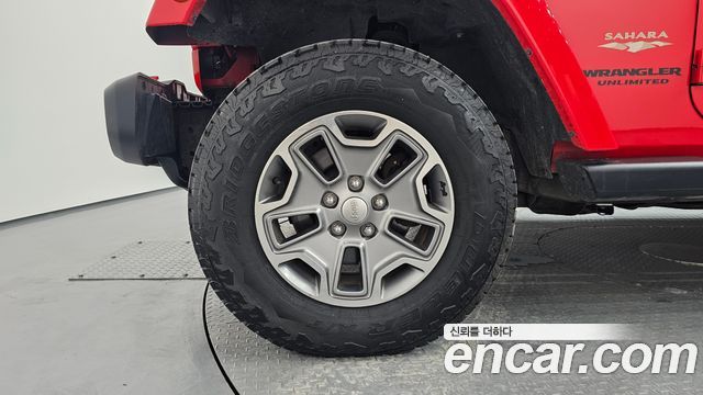 Jeep Wrangler 2.8 Diesel Sahara 4Door — пробег 123 579 км — фото 5 из 5