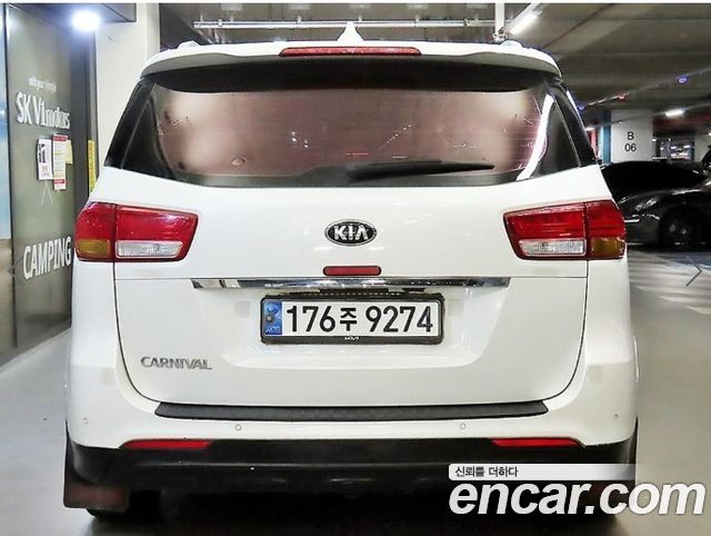 Kia Carnival из Кореи Encar