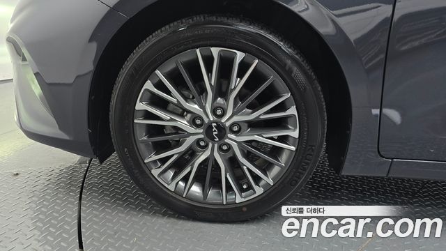 Kia K3 из Кореи Encar