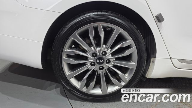 Kia K7 из Кореи Encar