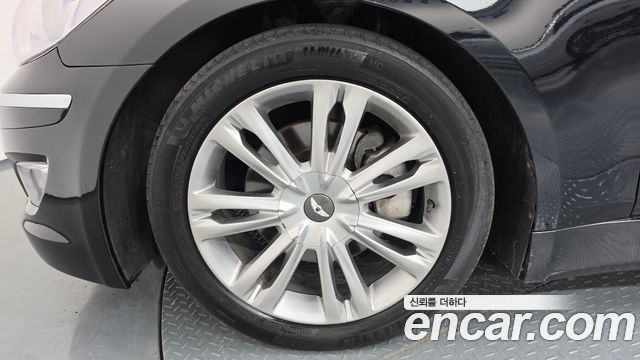 Hyundai Genesis из Кореи Encar