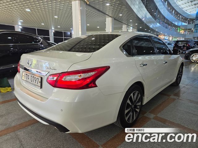 Nissan Altima 2.5 L33 — пробег 73 337 км