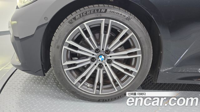 BMW 3-Series из Кореи Encar